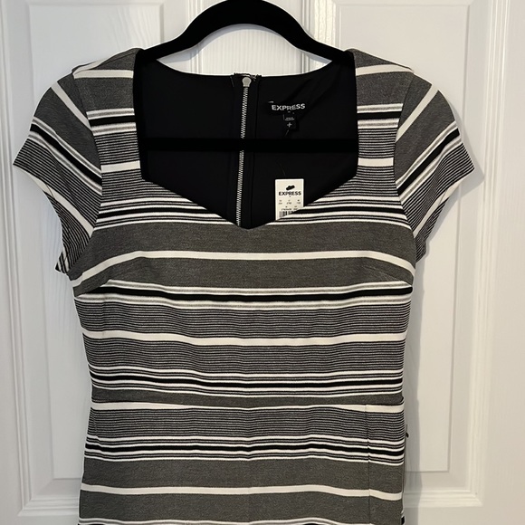 Express Bodycon Sheath Dress - Picture 2 of 4